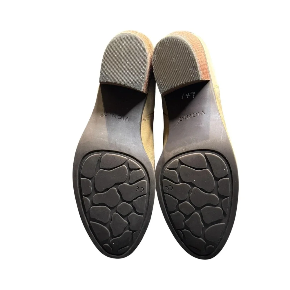 Vionic Shantelle Booties Womens Size 9.5 Beige‎ Leather Waterproof Ankle Zip